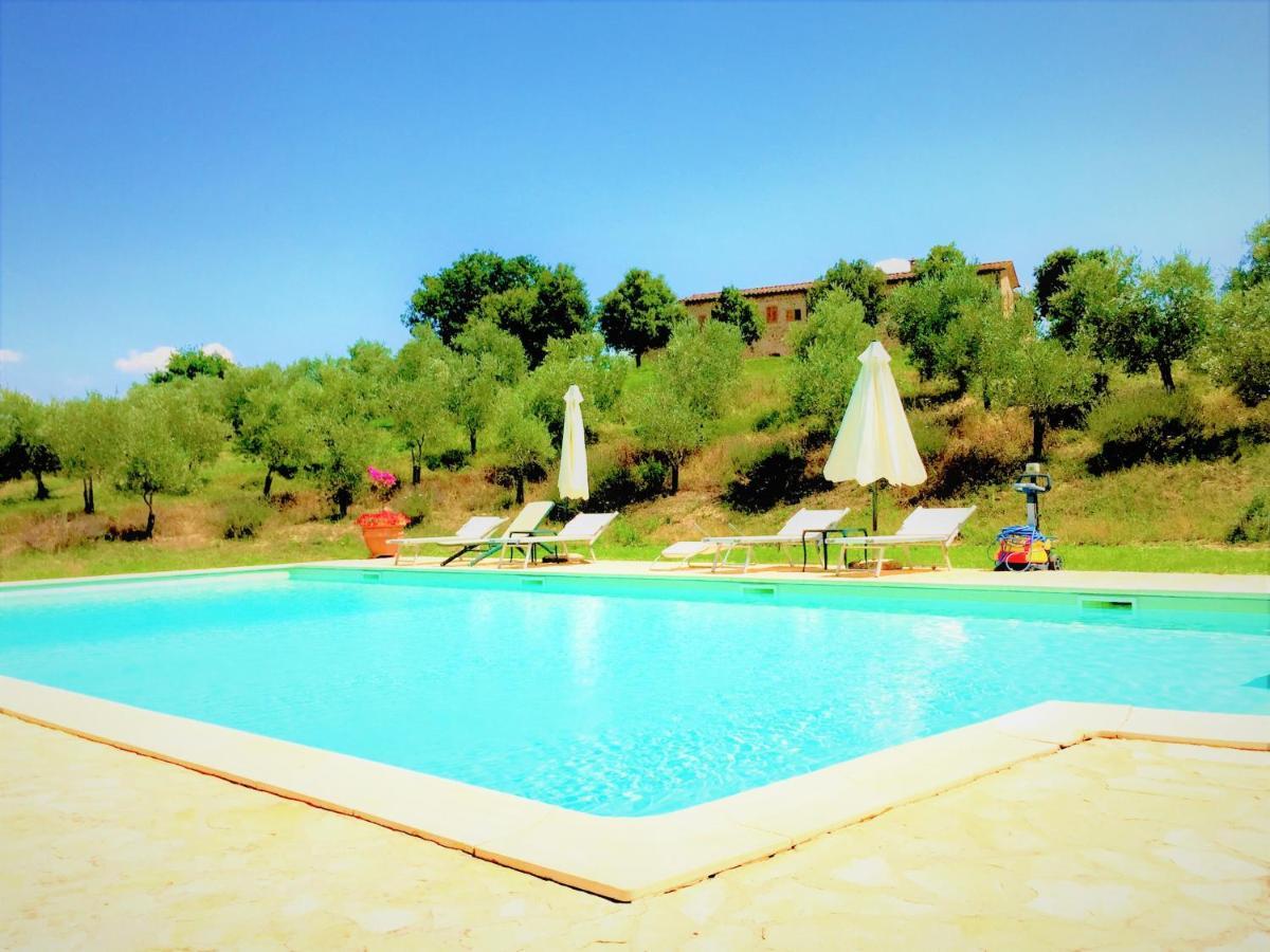 Locanda Vesuna Countryhouse Trequanda Buitenkant foto