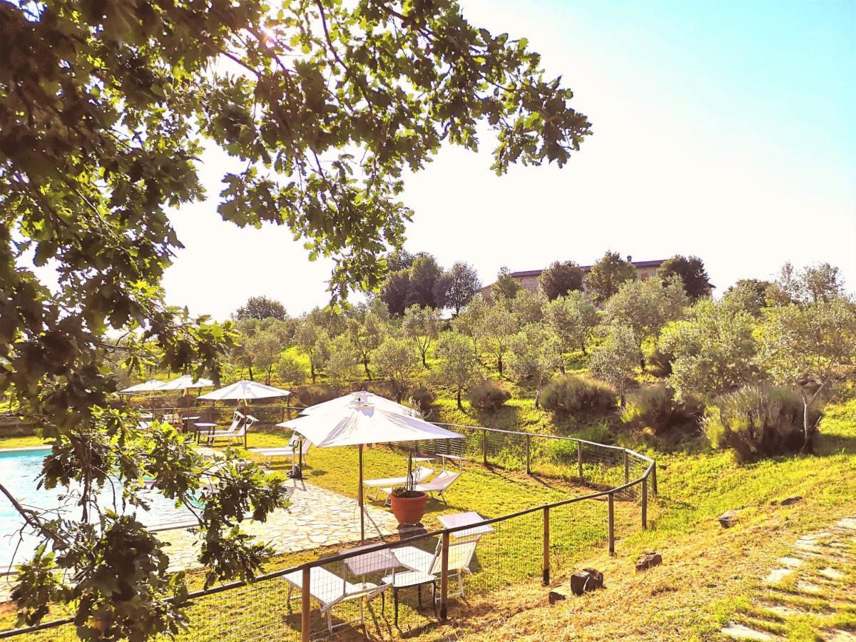 Locanda Vesuna Countryhouse Trequanda Buitenkant foto