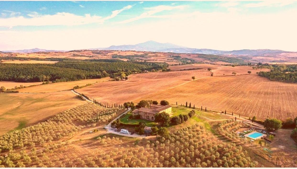 Locanda Vesuna Countryhouse Trequanda Buitenkant foto