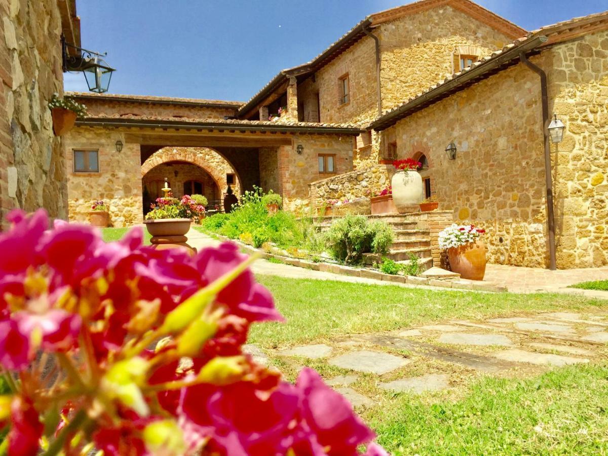 Locanda Vesuna Countryhouse Trequanda Buitenkant foto