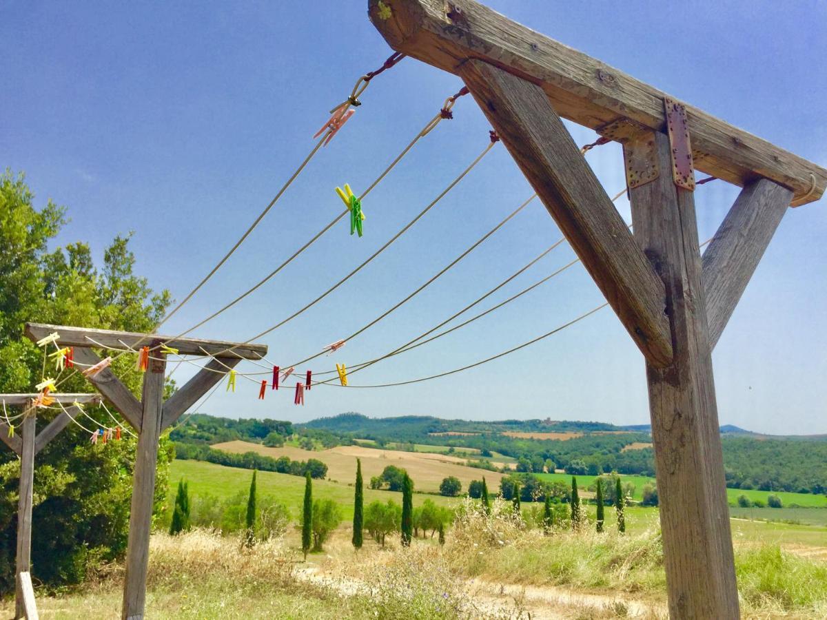 Locanda Vesuna Countryhouse Trequanda Buitenkant foto